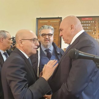 I ministri Crosetto (Difesa) e Sangiuliano (Cultura) allo Spolettificio di Torre Annunziata