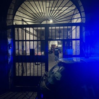 Blitz dei carabinieri al Rione Sanità a Napoli 