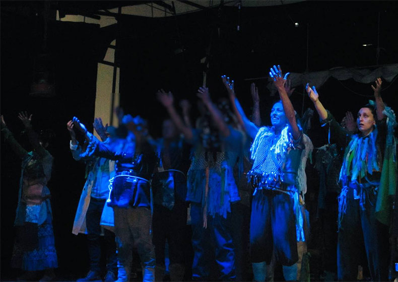 Il tetro sociale approda al carcere di Secondigliano con La Nuova Comune