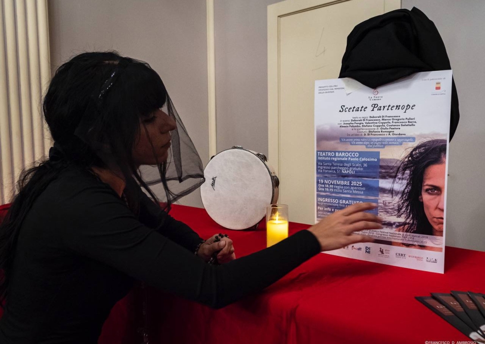 Il tetro sociale approda al carcere di Secondigliano con La Nuova Comune