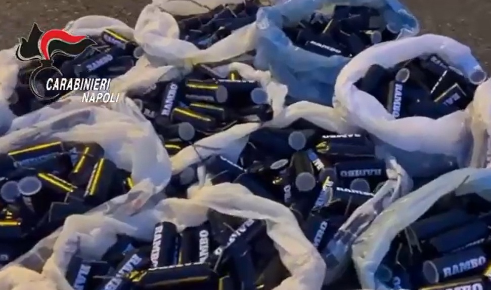 Maxi sequestro di Cobra tra Napoli e provincia: tre arresti