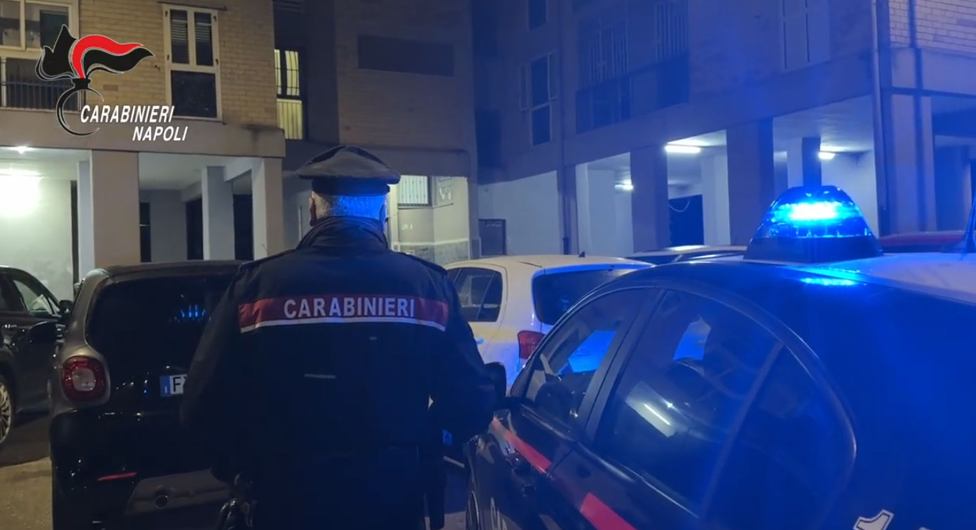 Blitz dei carabinieri a Napoli: arrestati esponenti del clan Vanella Grassi