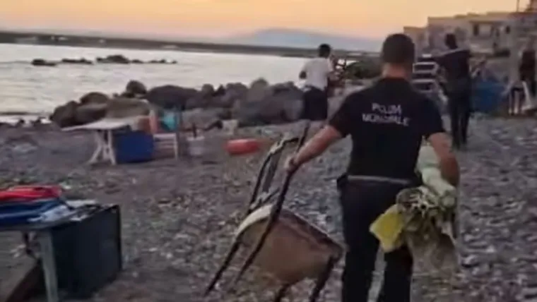Torre del Greco, operazione della Guardia costiera: sequestrate 200 attrezzature