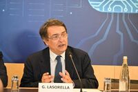 Lasorella (Agcom): "Adattare regolazione servizi cloud per agevolare Pmi"