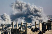 Gaza, 24 morti in raid israeliani. Fonti mediche: "Molti bambini e donne tra vittime"