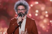 Simone Cristicchi ha la paralisi di Bell, annullato il concerto in Valle D'Aosta