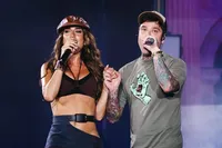 Clara e Fedez stanno insieme? Lei rompe il silenzio: "Sono single"