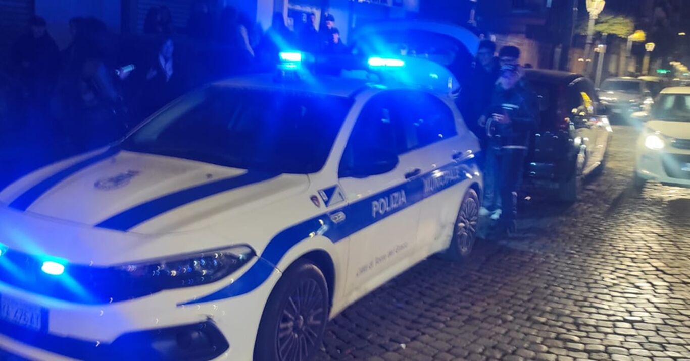 Torre del Greco - Controllo delle Forze dell'Ordine: identificate 175 persone