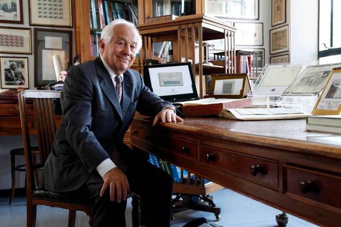 Morto Alberto Bolaffi, il presidente onorario della storica casa d'aste aveva 89 anni