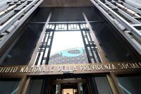 Pensioni, Inps: "Più elevate anticipate/anzianità, 2.133 importo medio mensile contro 1.021 vecchiaia"