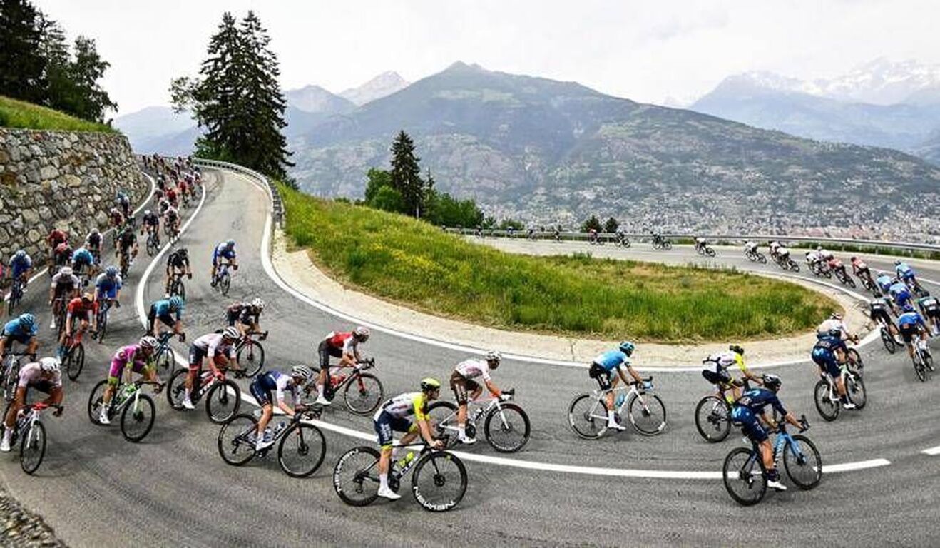 Morto il giovane ciclista caduto al Giro della Valle d'Aosta