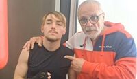 Torre Annunziata -  Boxe e riscatto: Veneruso, il maestro che trasforma pugni in speranza