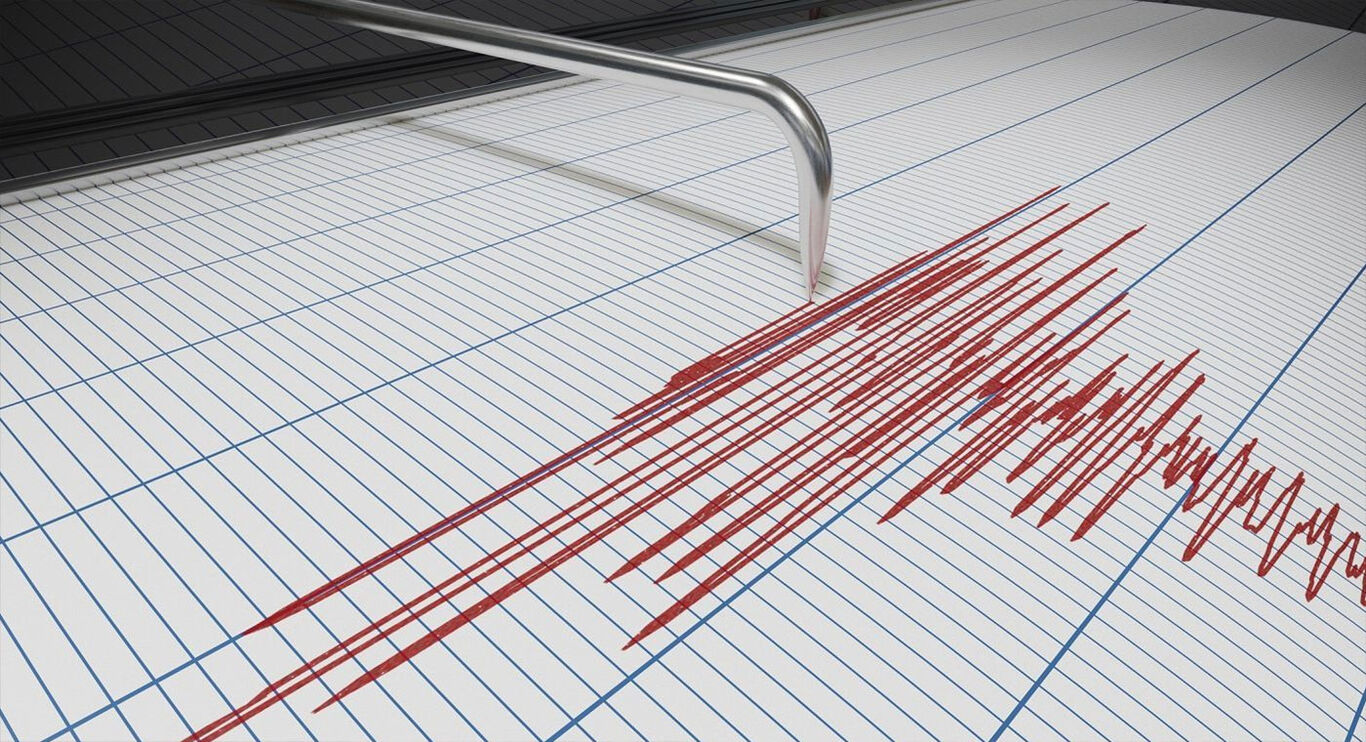 Napoli trema ancora, forte scossa questa mattina: "Tremava tutto"