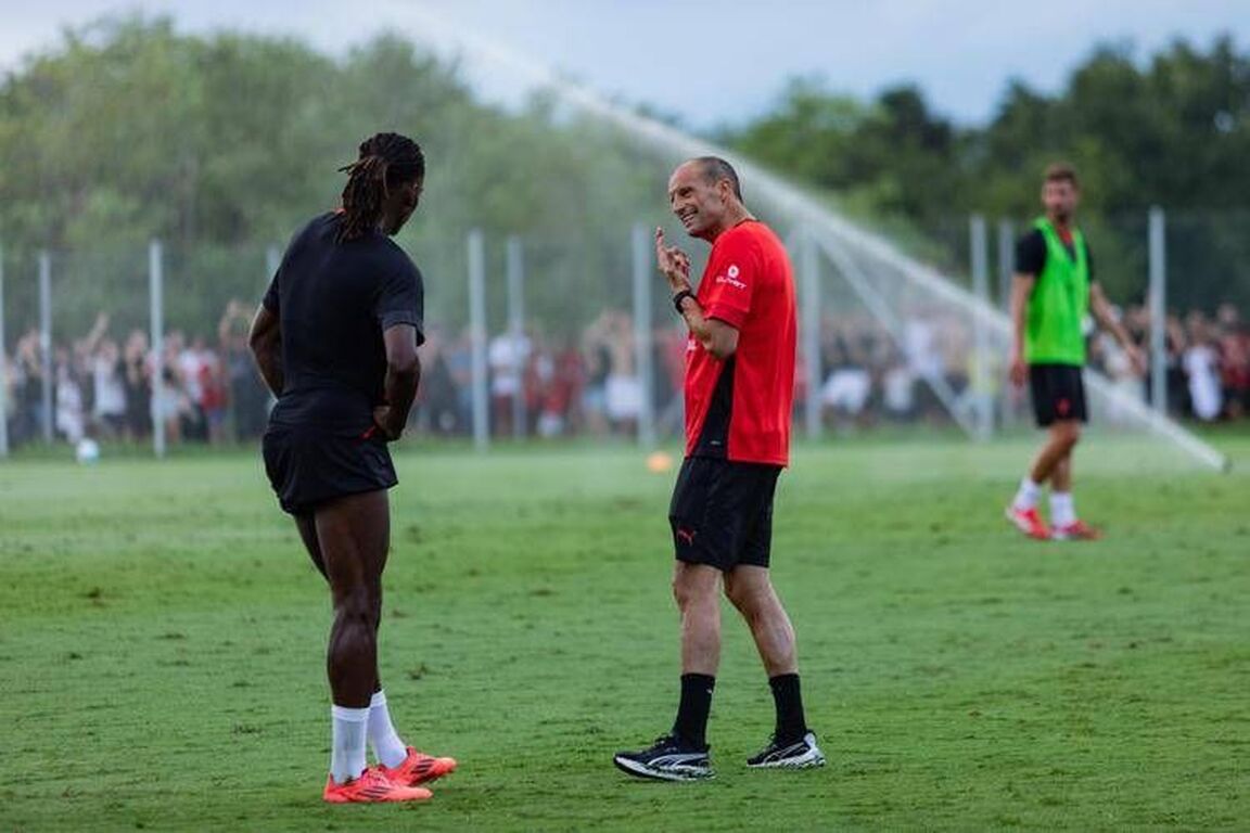 Milan, tifosi 'stregati' dopo il poker al Liverpool: "Allegri ball, ci giocheremo lo scudetto"