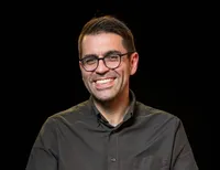 David Puente e l'irrealtà aumentata. "L'AI ha cambiato (in peggio) la lotta contro le fake news"