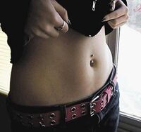 Piercing 'marini', la body art che sfida sole e spiaggia