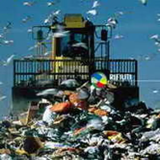 Emergenza rifiuti in Campania, puntuale arriva la bocciatura dell´Unione Europea