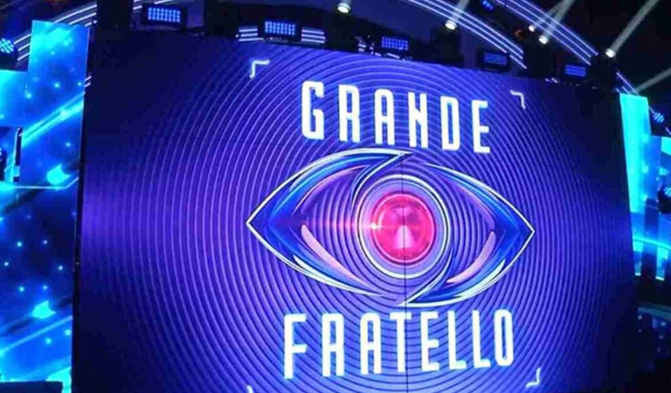 Grande Fratello, famosa ex gieffina ritrova l'amore: "Stavamo insieme 15 anni fa"