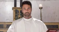 Raoul Bova e il suo futuro a Don Matteo, arriva la decisione di Rai e Lux Vide