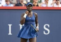 Wta Montreal, favola Mboko: elimina le migliori e vince il torneo da wild card. Sarà testa di serie agli Us Open