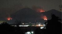Fiamme al Vesuvio: il ministro Musumeci firma il decreto per la mobilitazione straordinaria