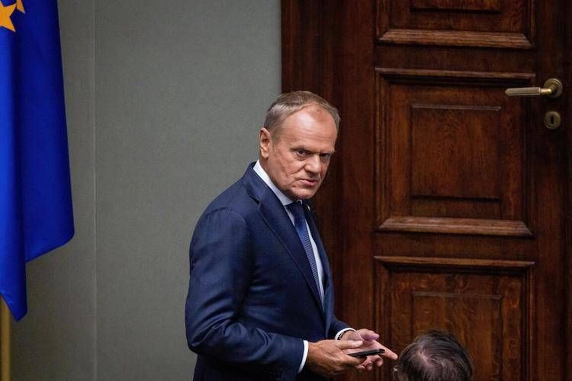 Ucraina, Tusk: "Da Usa impegno a consultare Ue prima d'incontrare Putin"