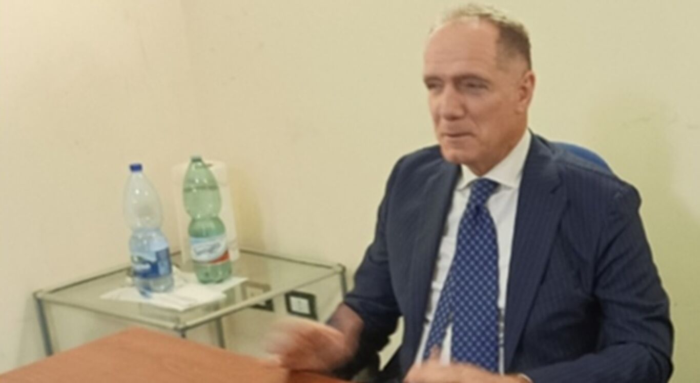 Torre del Greco - Scuola Romano, trovata l'intesa con la dirigenza scolastica