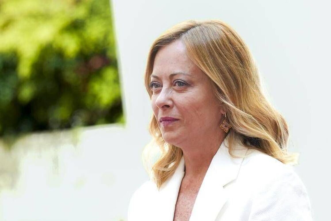 Ucraina, Meloni: "Spiragli di pace, accordo ancora complicato ma possibile"