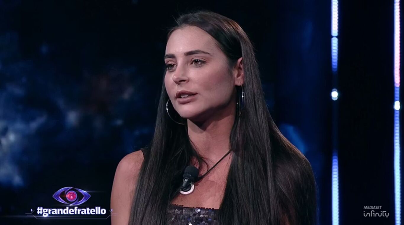 Grande Fratello, Mariavittoria rivela: "Ecco con quali ex gieffini sono rimasta in contatto"