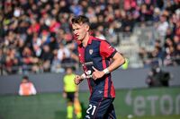 Si ritira Jankto, primo giocatore a fare coming out in Serie A: "Voglio stare più tempo con mio figlio"