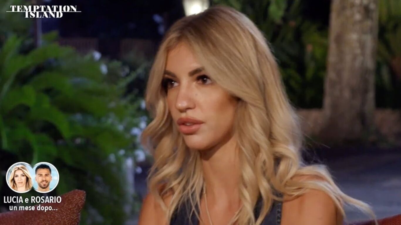 Temptation Island, Lucia beccata con un ex volto di Uomini e Donne: il retroscena sulle chat con Rosario