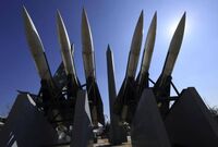 Corea del Nord, testati due nuovi missili di difesa aerea