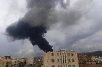 Yemen, raid di Israele su Sana'a'. Houthi: "Almeno 6 morti e 86 feriti"