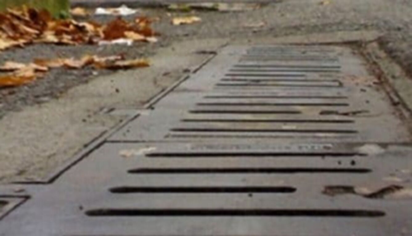 Castellammare - Caditoie intasate, scatta la manutenzione: ecco il calendario dei lavori