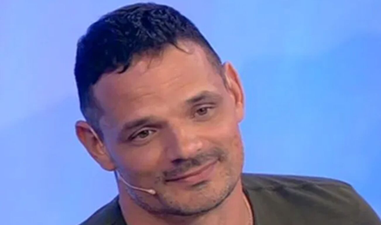 Federico Mastrostefano torna a Uomini e Donne, ma una sua ex lo smaschera: cos'ha rivelato