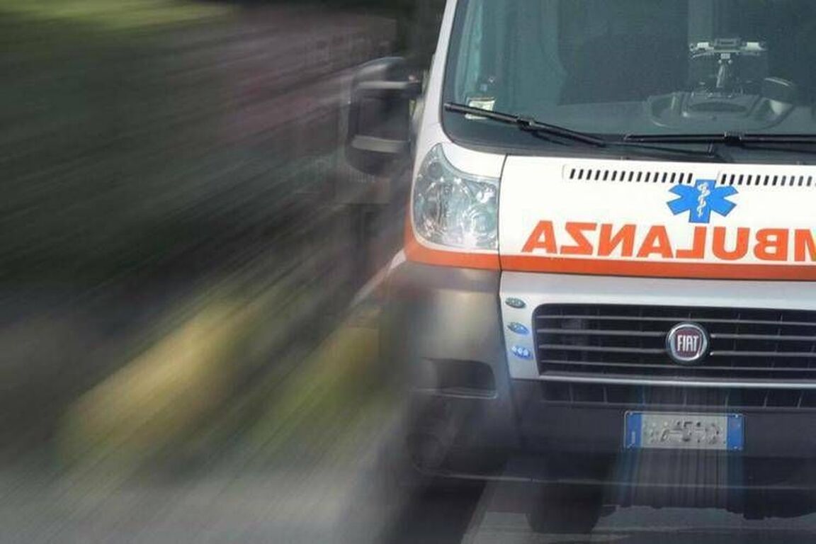 Mantova, auto finisce nel Po: morti due anziani