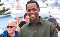 Micheal Ward in tribunale, l'attore britannico accusato di stupro e aggressione sessuale