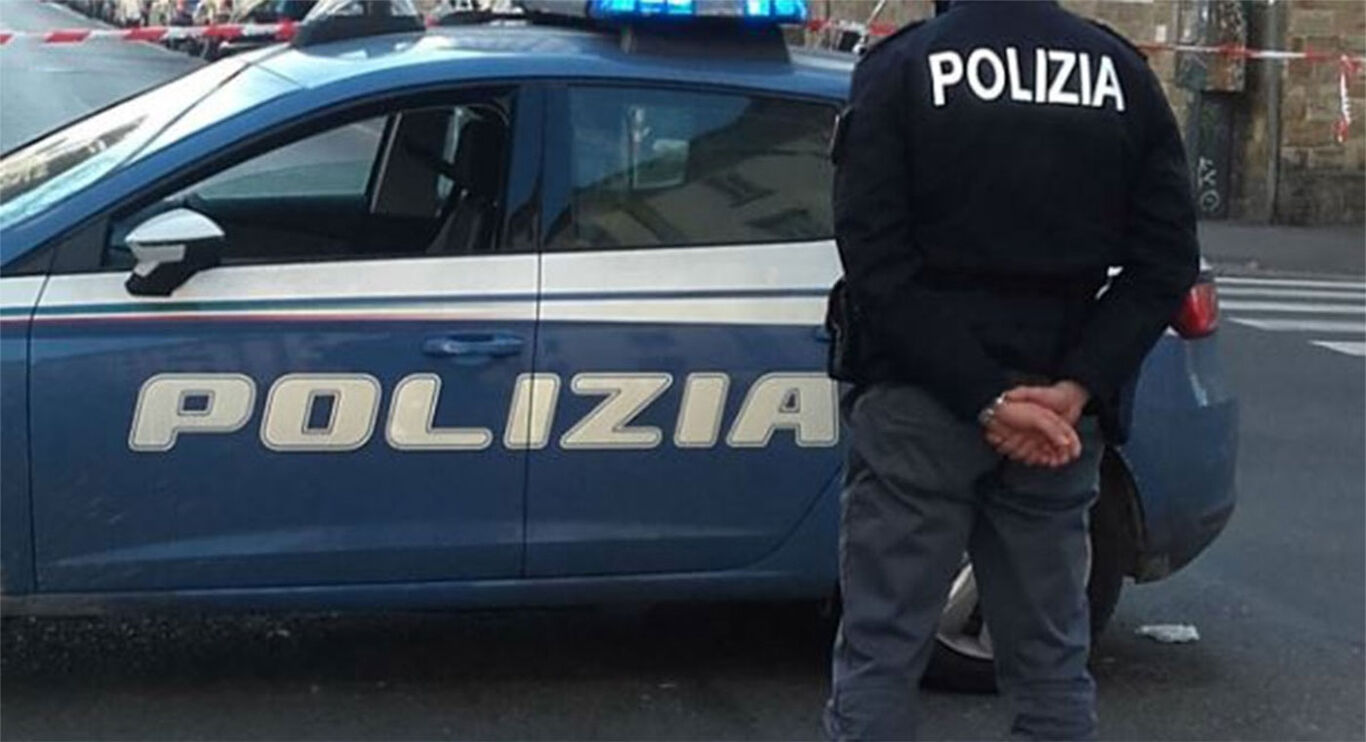Portici - Perseguita l'ex compagna e aggredisce gli agenti: arrestato dalla Polizia di Stato