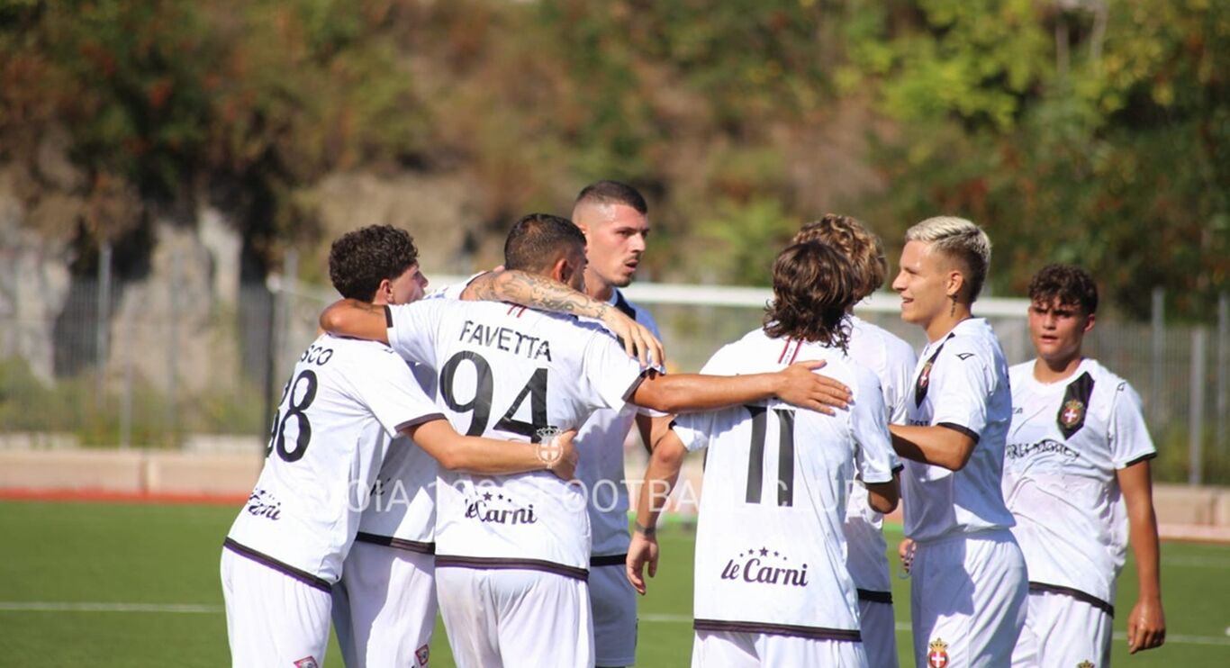 Torre Annunziata - Coppa Italia: il Savoia liquida l'Afragolese ai calci di rigore (6-4)