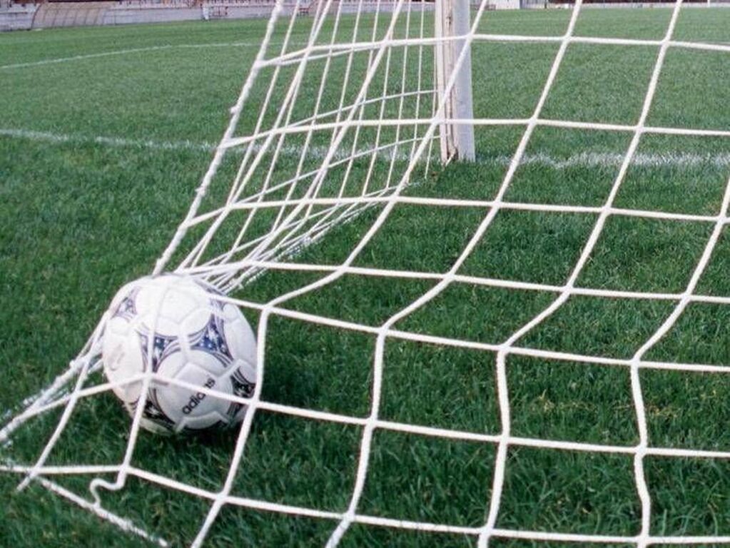 Portiere di 13 anni aggredito da padre avversario, l'Aia: "Atto vile e inqualificabile"