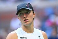 Us Open, Swiatek perde e litiga con un giornalista: "Hai bisogno di una pausa mentale"