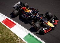 Gp Monza, pole da record di Verstappen. Quarto Leclerc, poi Hamilton