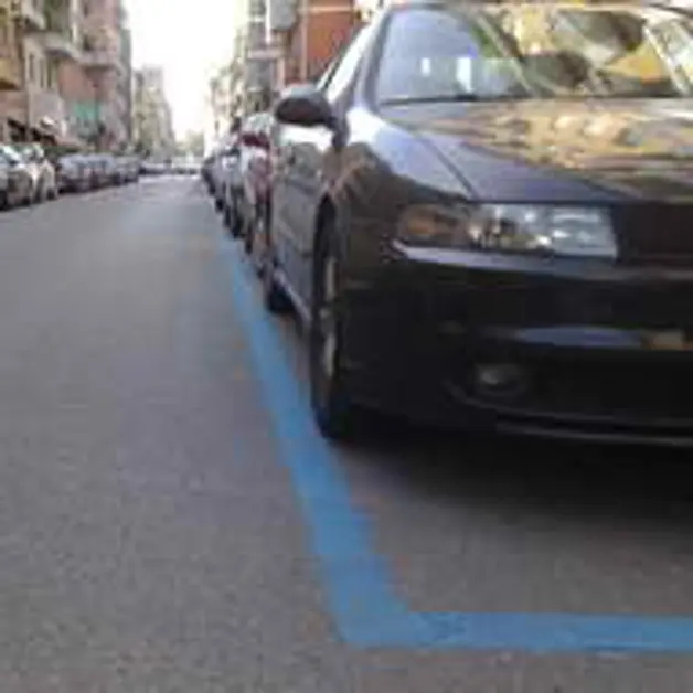 Strisce blu illegittime: le Iene rispolverano una vecchia diatriba