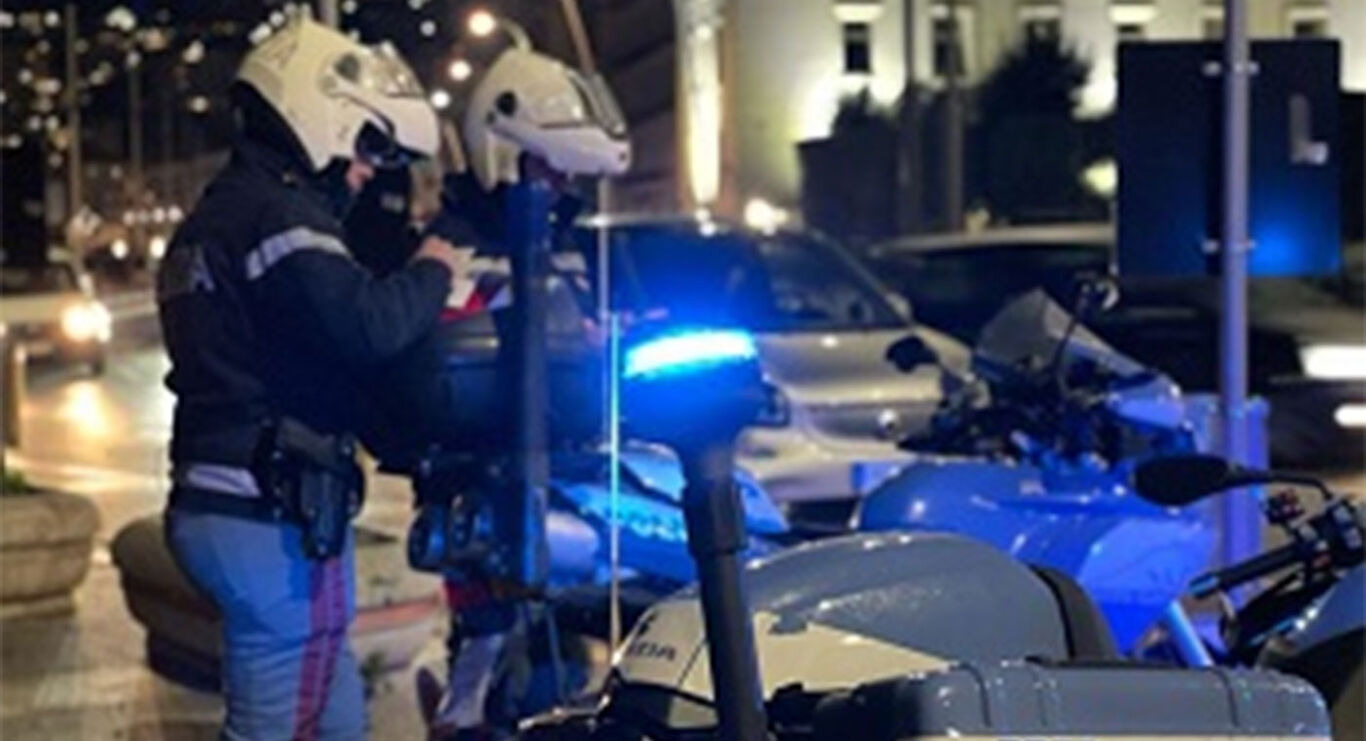Napoli - Controlli a tappeto: denunce e sequestri tra Mergellina e Fuorigrotta