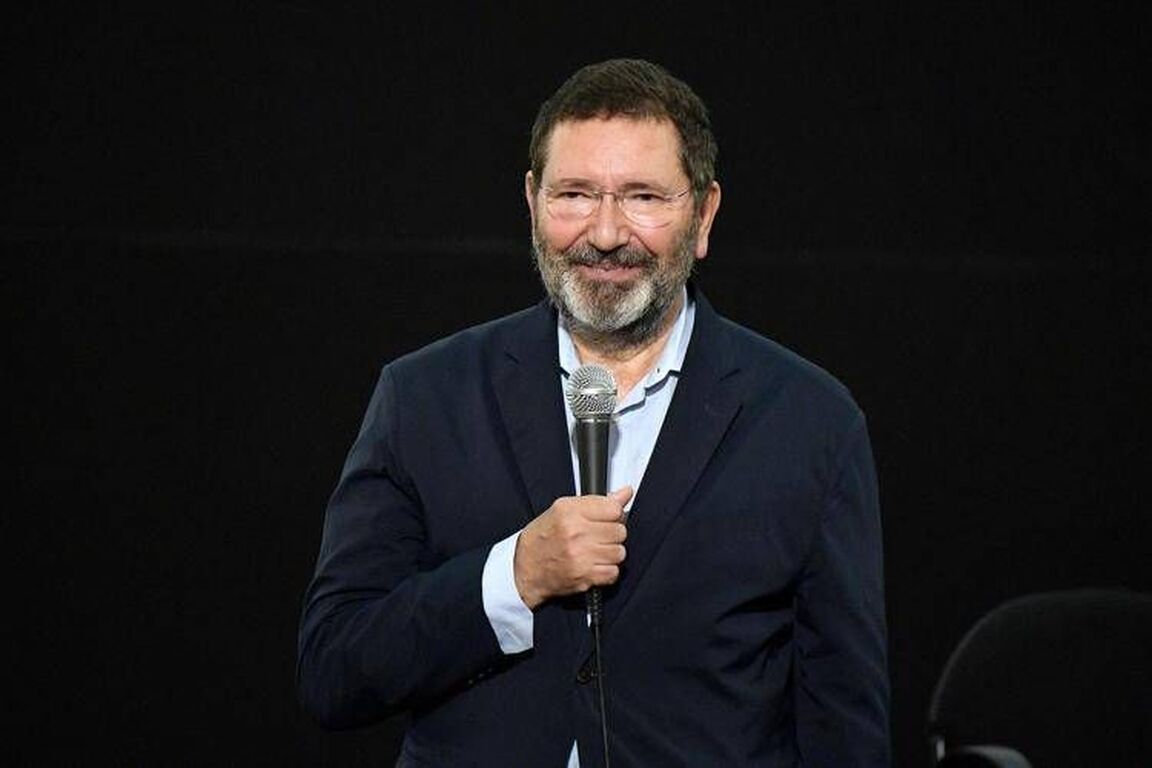 Roma, l'ex sindaco Marino: "Favorevole alle zone 30, in certe vie si va come in autostrada"