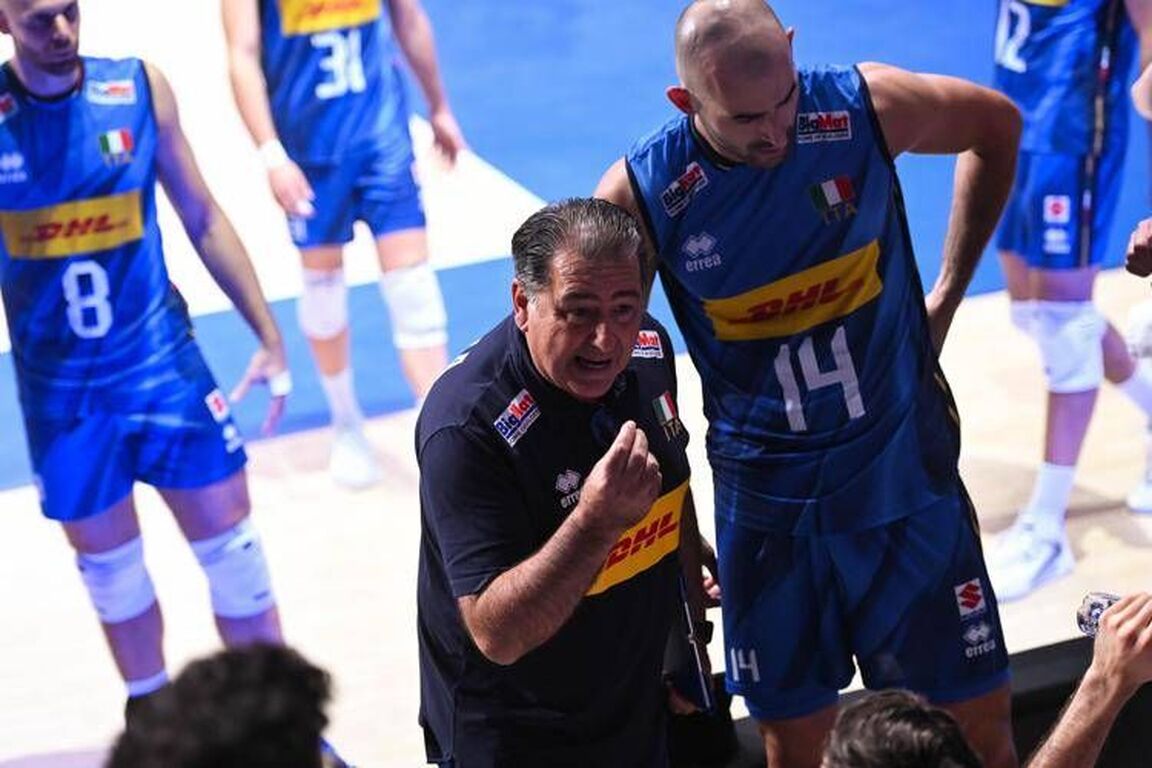 De Giorgi lancia l'Italvolley verso i Mondiali: "Egoisti per vincere, confermarsi al top non è scontato"