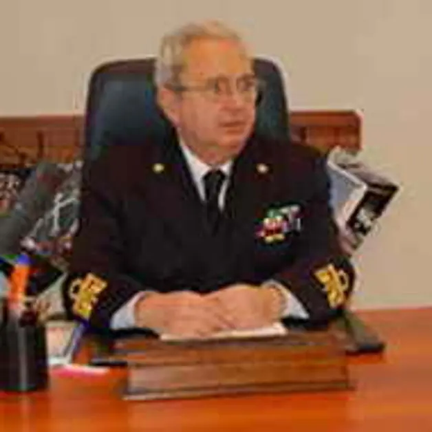 Il torrese Felicio Angrisano promosso Ammiraglio delle Capitanerie di Porto