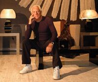 Armani, dalle zanne d'elefante alla tigre tappeto: in eredità anche l'arredamento animale