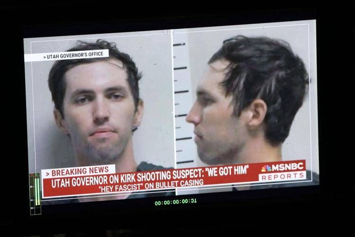 Omicidio Kirk, Tyler Robinson convinto alla resa dal padre. Trump: "Pena di morte"