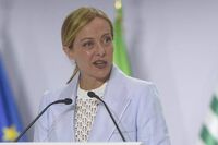 Meloni: "Odio e violenza politica stanno tornando, noi accusati da chi festeggia morte Kirk"